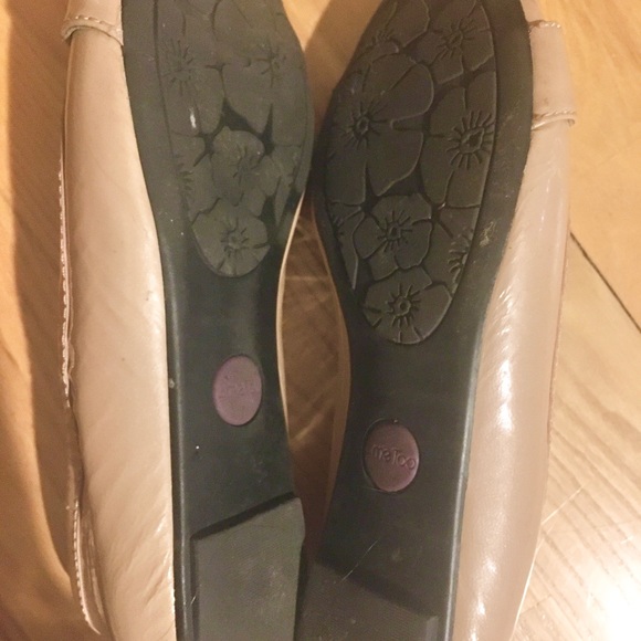 Me Too Open-Toed Flats with Buckle - Picture 5 of 9